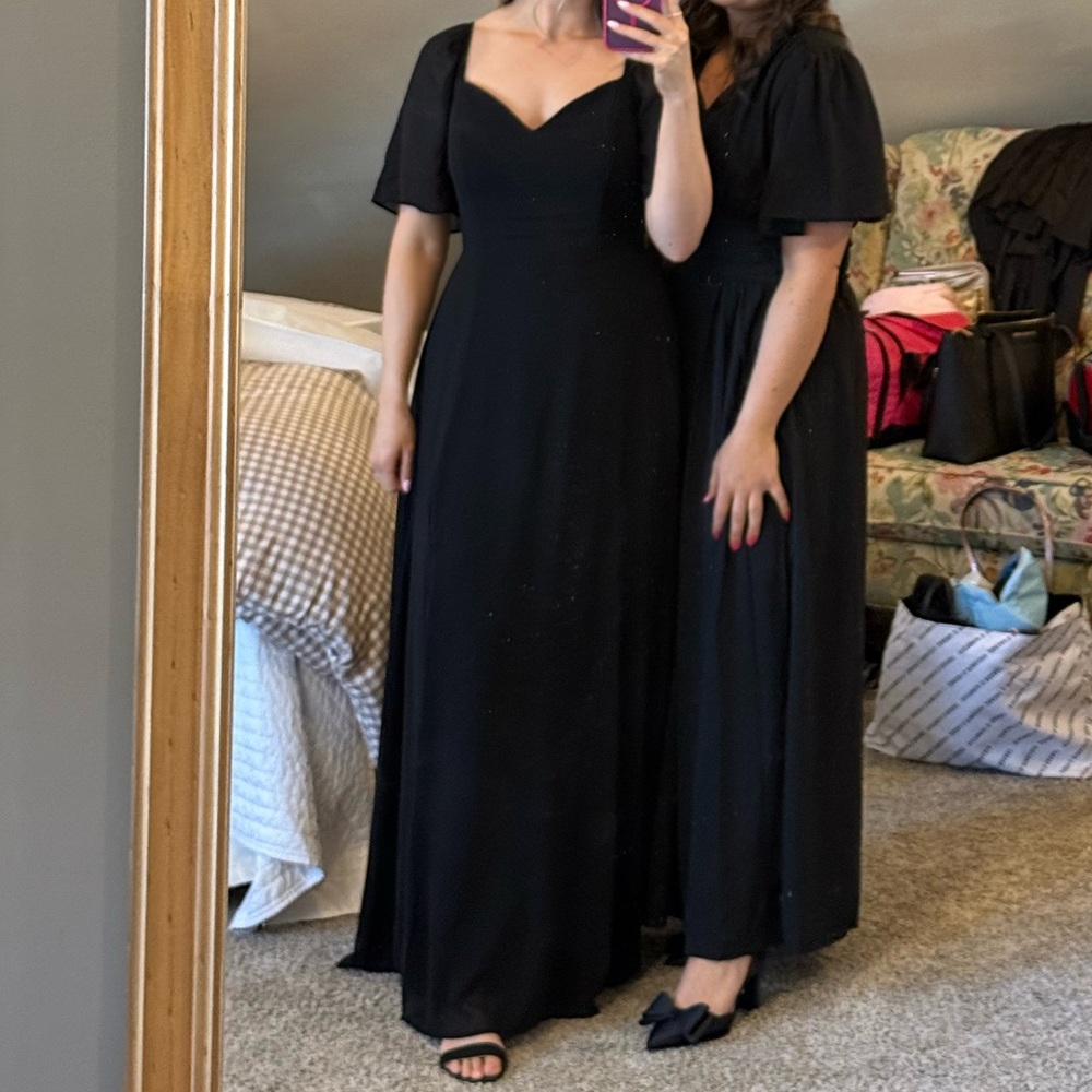 Elegant Black Sweetheart Maxi Dress